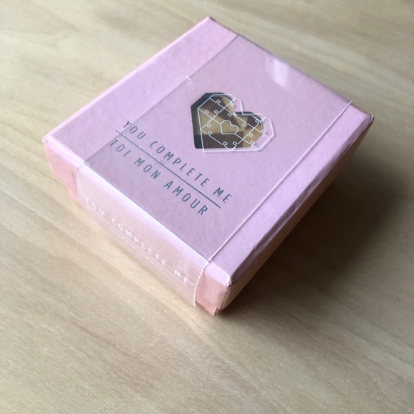 NWT Heart wood jigsaw puzzle card gift - Picture 4 of 4